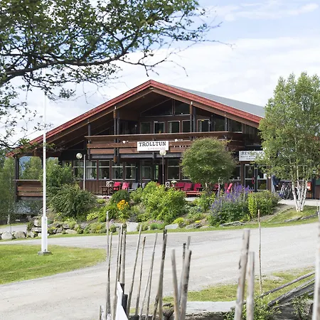 Trolltun & Hotel
