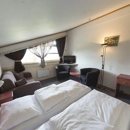 Trolltun & Hotel 3*