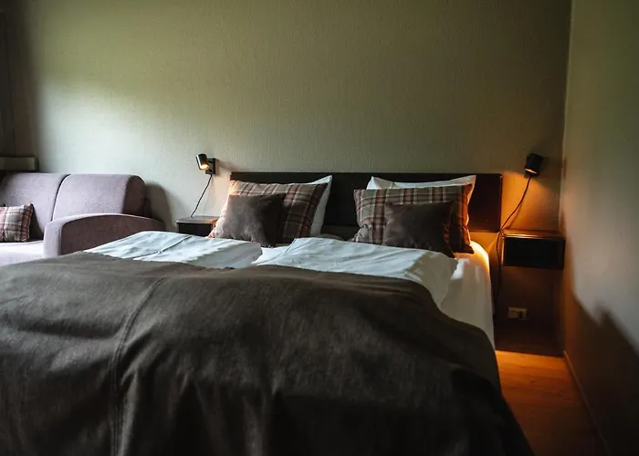 Hotel Trolltun & Dombås