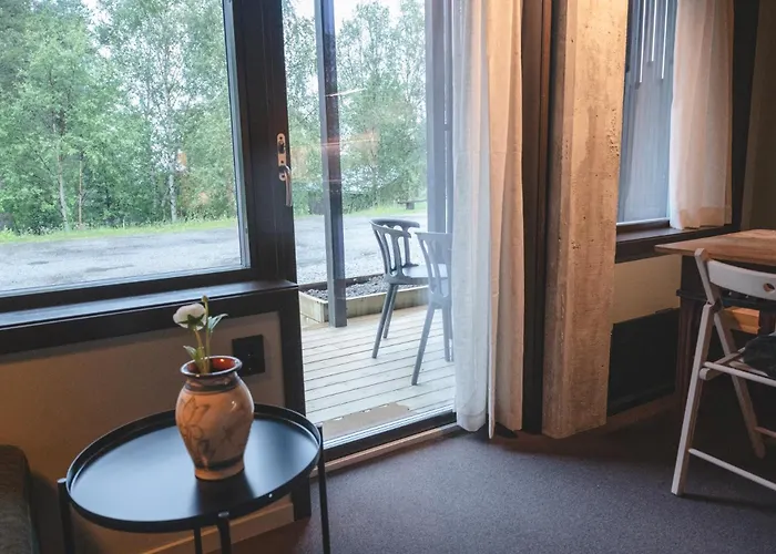 Trolltun & Hotell 3*